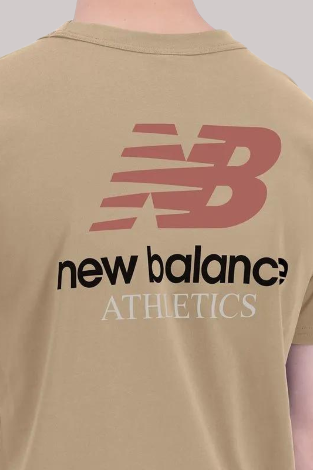 CAMISETA NEW BALANCE ATHLETICS GRAPHIC