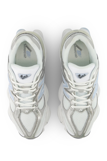 TÊNIS NEW BALANCE 9060 U90609i1 BEGE CLARO/AZUL CLARO