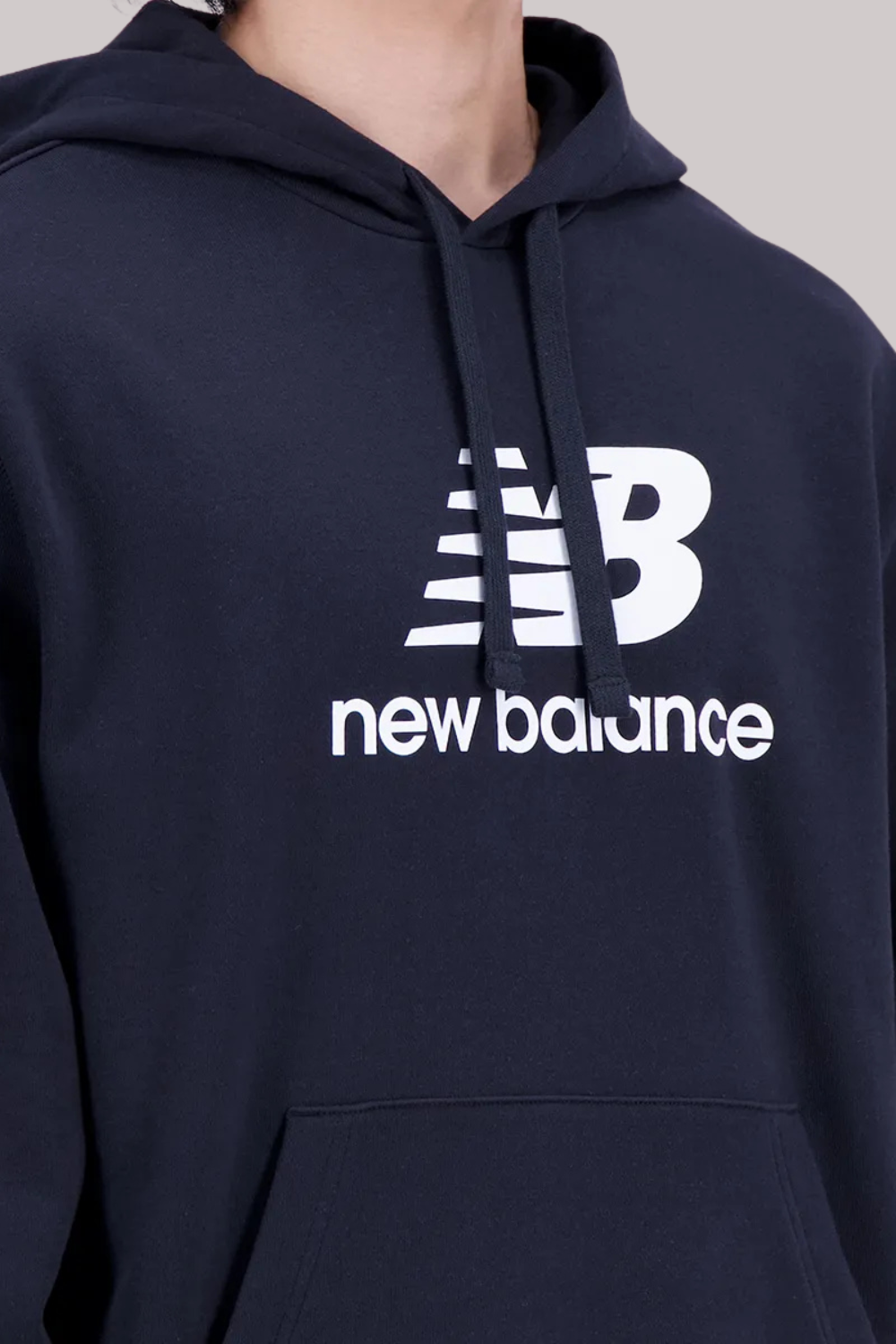 MOLETOM NEW BALANCE ESSENTIALS BASIC COM CAPUZ