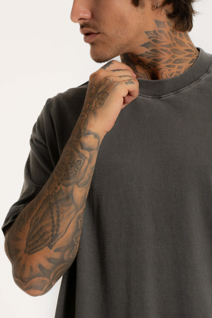 Camiseta Heavy Oversized - Chumbo