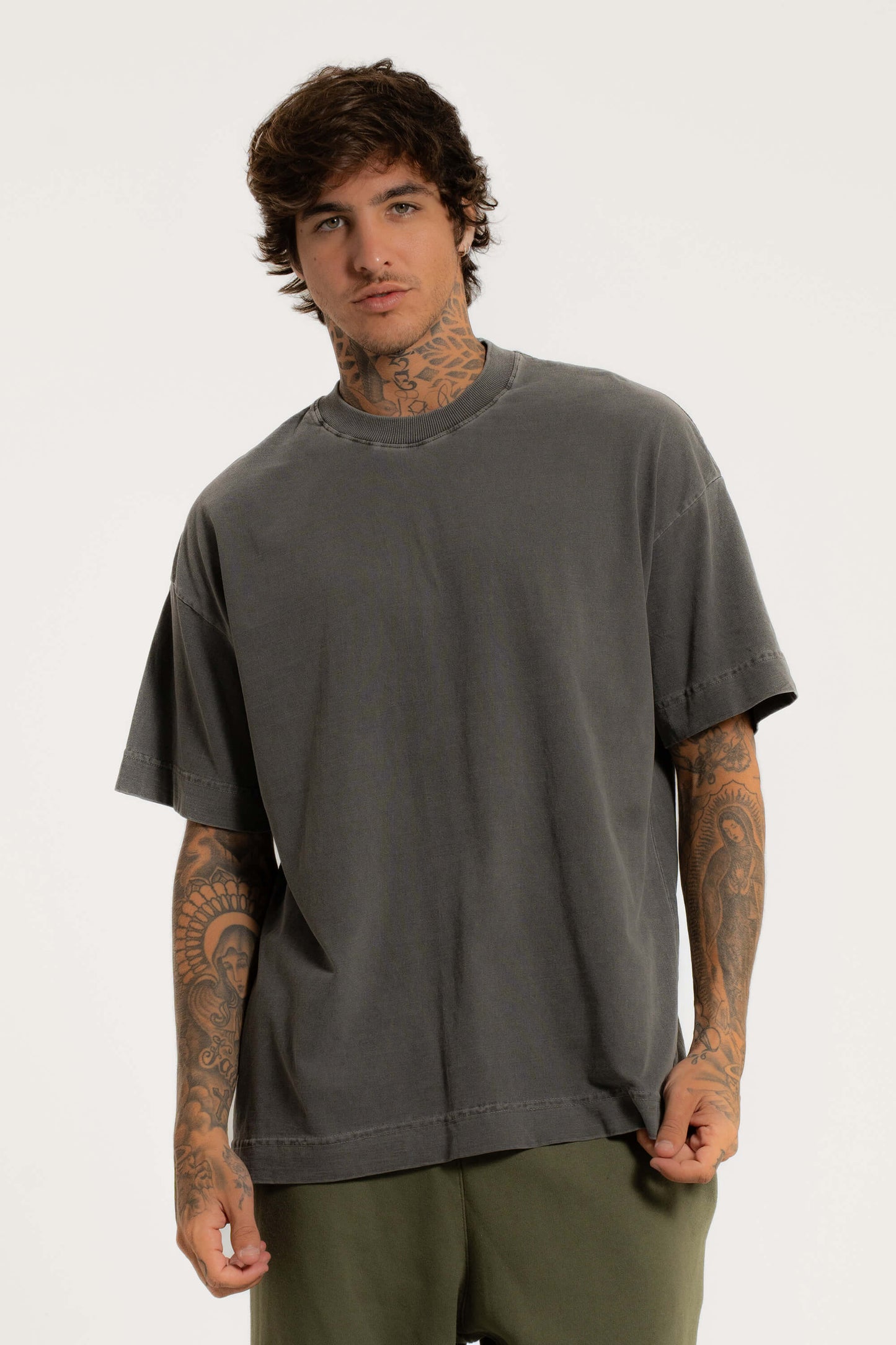 Camiseta Heavy Oversized - Chumbo