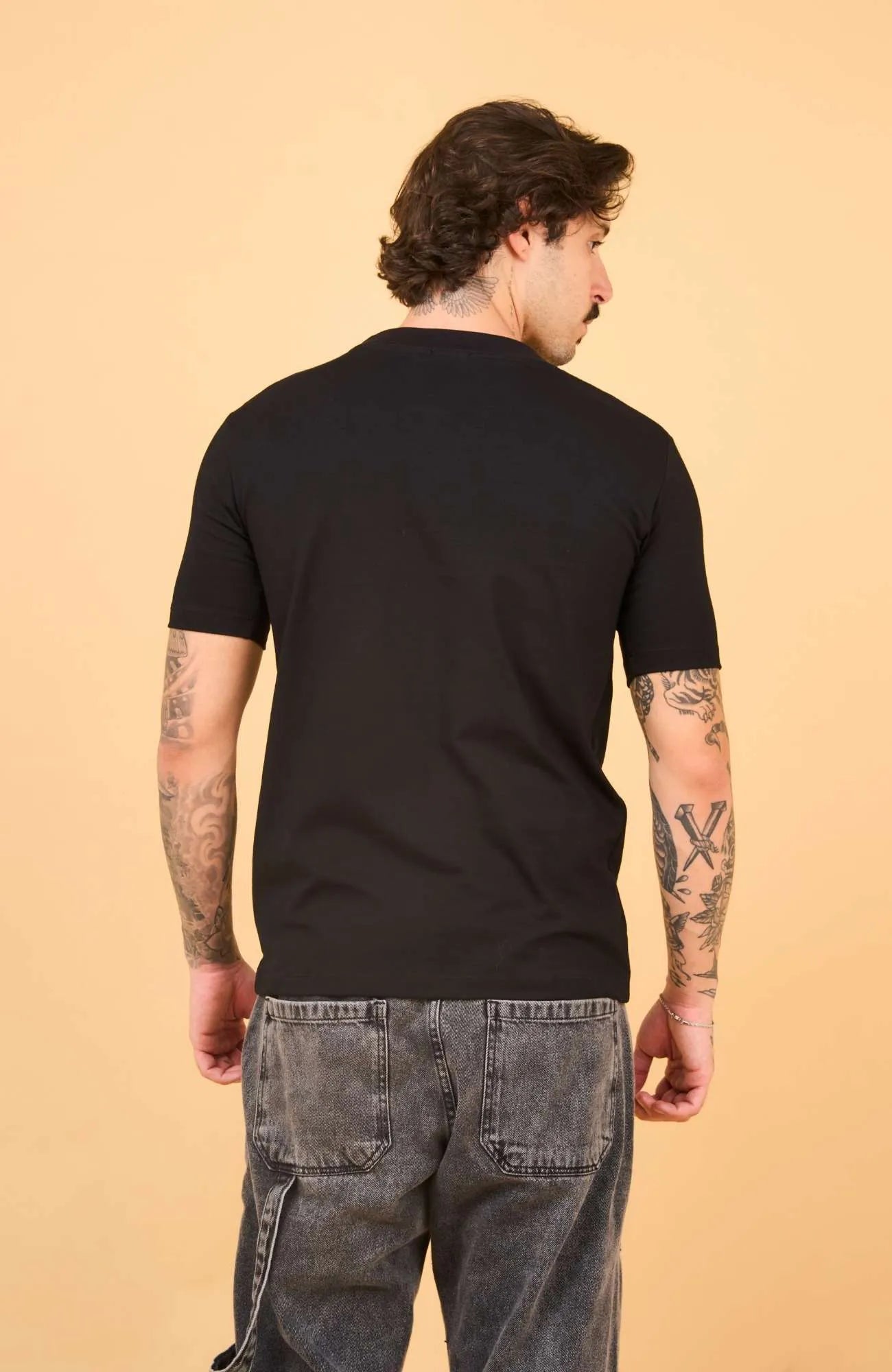 Totanka Camiseta Basic Preta