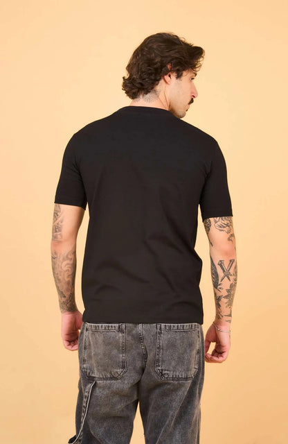 Totanka Camiseta Basic Preta
